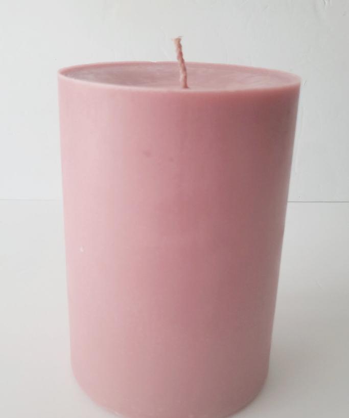 Cashmere Plum Pillar candle